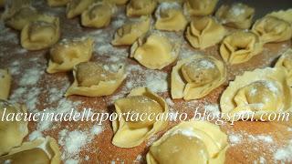 Cappelletti in brodo di cappone