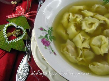 Cappelletti in brodo di cappone