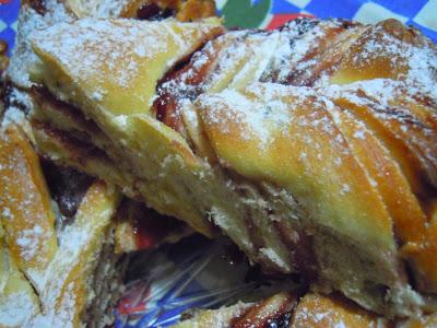 Stella di pan brioche alla marmellata di fragole