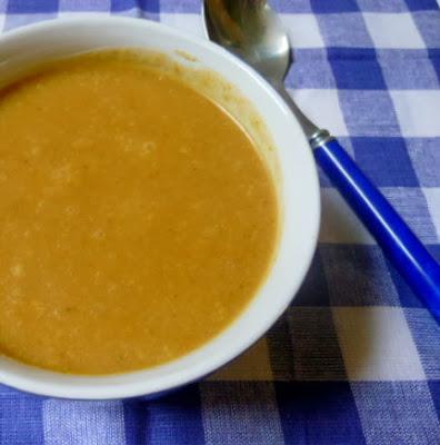 una zuppa bollente per la prima mattina dell'anno nuovo