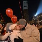 Il  tradizione bacio di massa a Venezia