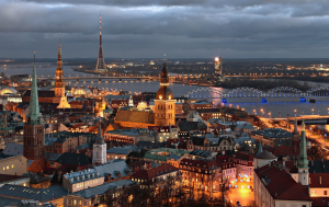 Un panorama della capitale lettone, Riga (bdforum.org )
