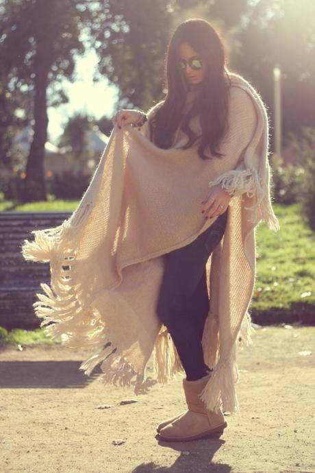 lovehandmade fashion blog_barbara valentina grimaldi_cream wool cape stefanel_UGG Australia boots_balenciaga city bag