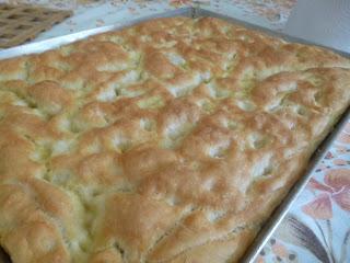 Focaccia bianca morbida