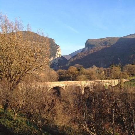 #exploringMarche tappa di Genga nel Parco Regionale Gola della Rossa