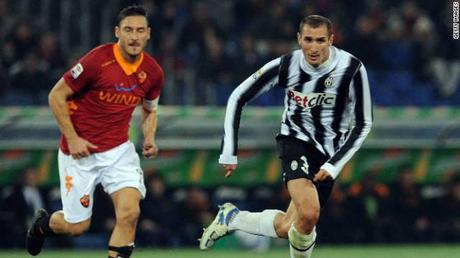 Juventus – Roma : I calcatori scaldano il match scudetto