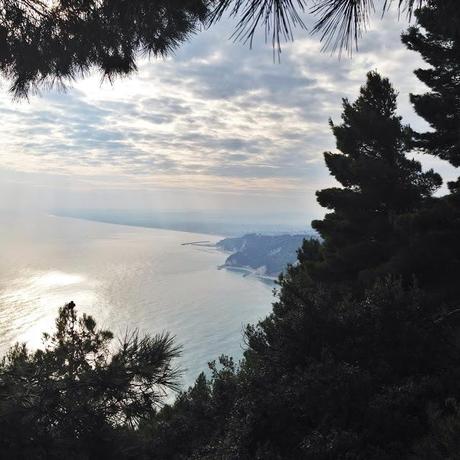 #exploringMarche - Passo del Lupo  Monte Conero: cosa si può fare e cosa no (ad oggi)