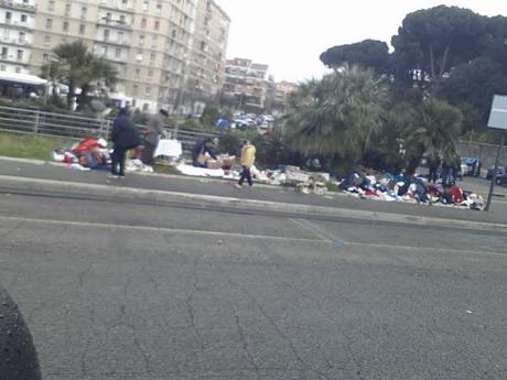 Mercato del rubato a Piazzale dei Partigiani. Ormai una emergenza sanitaria