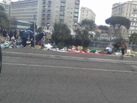 Mercato del rubato a Piazzale dei Partigiani. Ormai una emergenza sanitaria