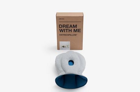 Ostrich_pillow_pack_studio-banana-things