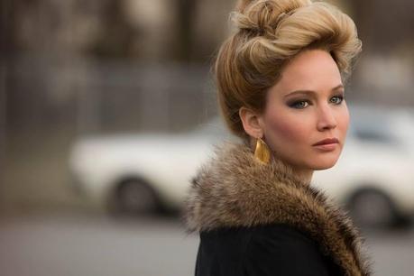 “American Hustle – L’apparenza inganna”, la recensione