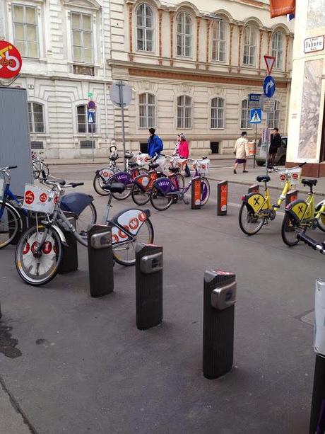 Cinque giorni a Vienna per il Capodanno. E gli inevitabili confronti