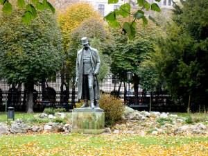 Statua di Francesco Giuseppe al Burggarten.