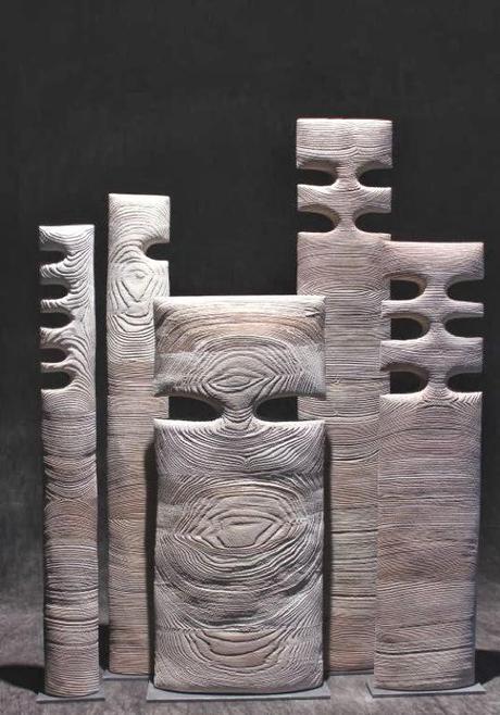 MERAVIGLIOSE SUPERFICI E TEXTURES NELLE SCULTURE DI LEGNO DI THIERRY MARTENON