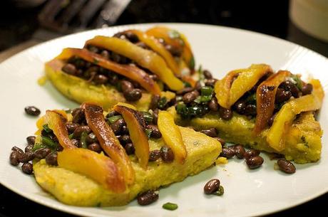 Polenta, un piatto povero per fare festa!