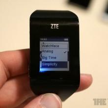 ztebluewatch3 1020 verge super wide 220x220 ZTE BlueWatch: ecco lo smartwatch che copia il Pebble