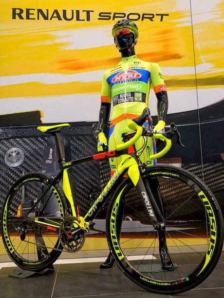 Neri-YellowFluo, presentata la maglia 2014