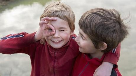PICCOLA GUIDA PER SPIEGARE LA SINDROME DI ASPERGER AD UN BAMBINO