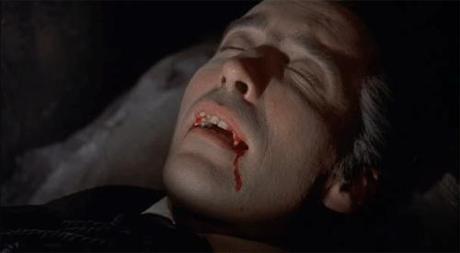 TI CAGHI IN MANO – Filmografia vampirica base – Parte I (Anni Venti-Anni Cinquanta) TI CAGHI IN MANO – Filmografia vampirica base – Parte I (Anni Venti-Anni Cinquanta)