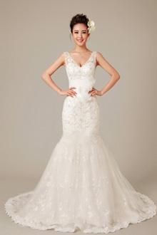 Luxury Deep V Neck Lace Mermaid Wedding Dress