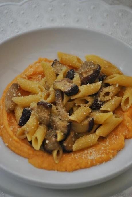 Pennette ai porcini con crema di zucca e parmigiano reggiano