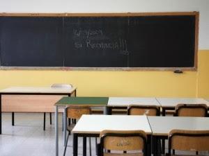 Le scuole italiane cadono a pezzi: nel 40% dei casi non hanno il certificato di agibilità