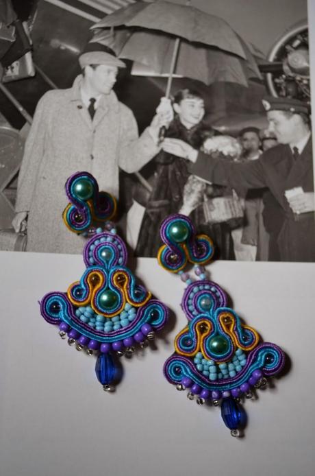 AUDREY, A REFLEX AND MY BIJOUX COLLECTION - PART. 2 AUDREY, A REFLEX AND MY BIJOUX COLLECTION - PART. 2