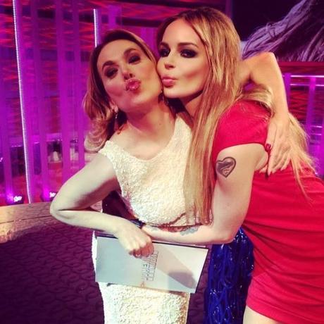 Vi presento i #carmelitasmack, la nuova moda del 2014 (ovvero come farsi le foto boccaaculodigallina)