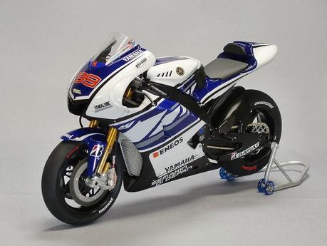 Yamaha YZR-M1 J.Lorenzo 2012 by K'S Workshop