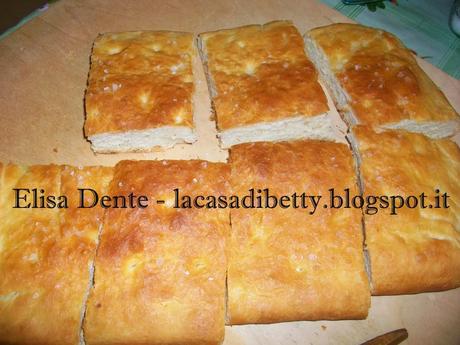 Focaccia al Latte con i Fiocchi