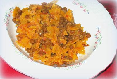 FARFALLE CON LENTICCHIE E POMODORO