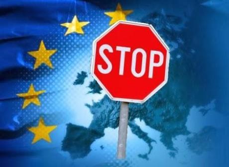 L'UNIONE EUROPEA SOMMERSA DALL'EUROSCETTICISMO? L'UNIONE EUROPEA SOMMERSA DALL'EUROSCETTICISMO?