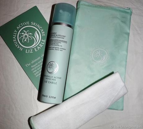 cleanse-and-polish-100ml-pump-starter-kit-lrg, liz earle, liz earle cleanse and polish, liz earle cleanse polish review, liz earle opinioni, liz earle cleanser, beauty, bellezza, skin care, cura della pelle, beauty news, novità beauty