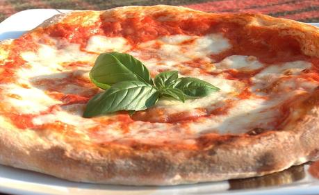 Pizza: come mangiarla senza ingrassare