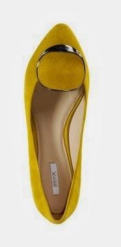 Quest'anno ai saldi comprerò solo cose futili