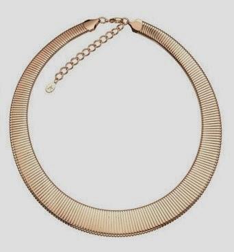 Quest'anno ai saldi comprerò solo cose futili