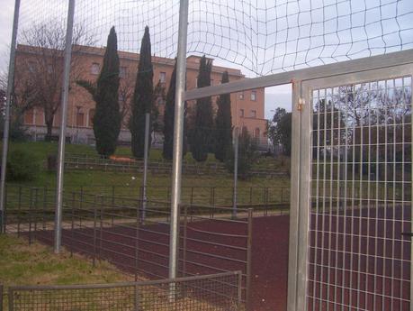 Il Parco Caduti del Mare alla Garbatella. Un parco tenuto in maniera pietosa