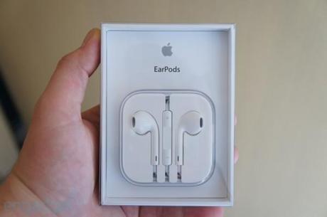 In promozione su Amazon gli EarPods Apple con uno sconto del 40% !!!