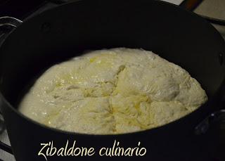 Spezzatino di cinghiale e carote con pane di kamut alle noci