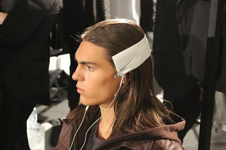 Backstage e sfilata John Richmond: Milano Moda Uomo FW14-15