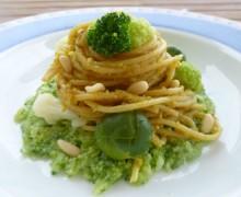 Tagliatelle verdi con salsa di noci e broccolo verde