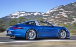 P14 0013 a5 rgb 300x187 [Supercar] Porsche presenta la 911 Targa e la 911 Targa 4S! Ecco i dettagli