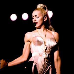 madonna-sutienul-conic-jean-paul-gaultier-300x300