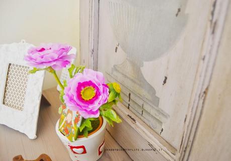 With flowers…- shabby&countrylife.blogspot.it