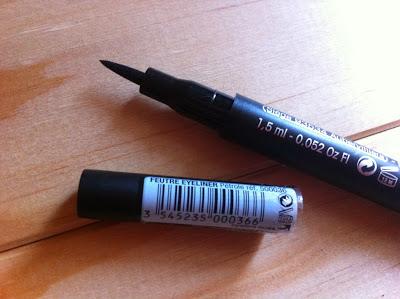 LEVANA: eyeliner semipermanente PETROLE