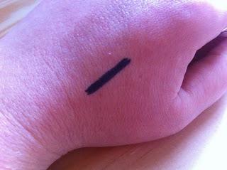 LEVANA: eyeliner semipermanente PETROLE