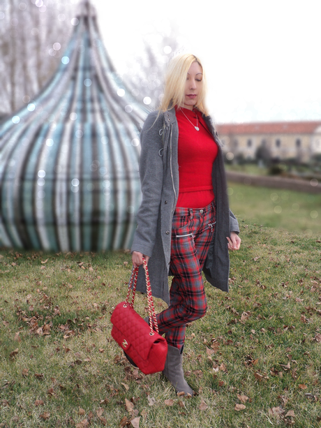 grey-tartan-red14