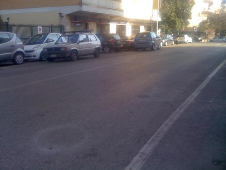 Collina Fleming. Impossibile far foto senza immortalare qualche decina di infrazioni