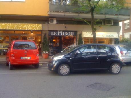 Collina Fleming. Impossibile far foto senza immortalare qualche decina di infrazioni