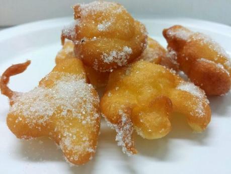 Frittelle allo yogurt e limoncello